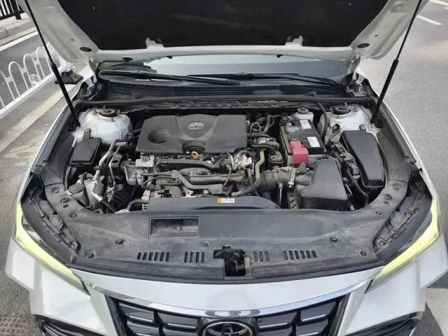Toyota Avalon — Фото автомобиля 10