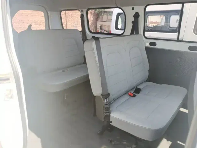 Wuling Motors Wuling Yangguang 2024 300KM Comfort Bus Version 75kW — Фото автомобиля 16