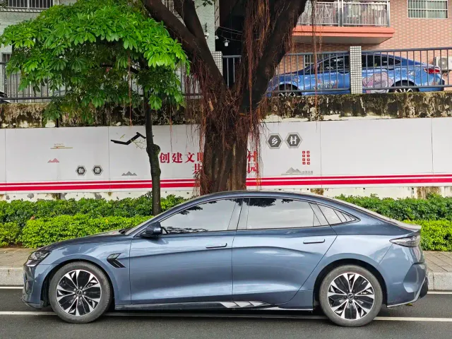 BYD Seal — Фото автомобиля 8