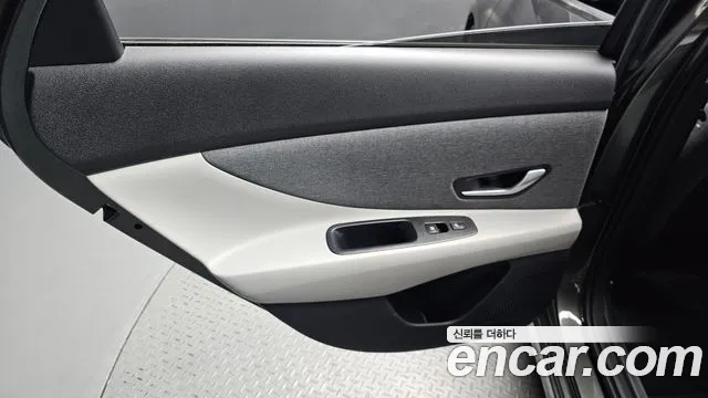 Hyundai Avante CN7 — Фото автомобиля 24