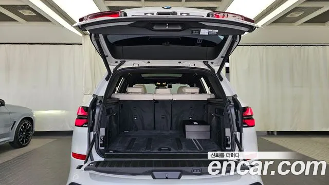 BMW X5 xDrive 40i M Sport — Фото автомобиля 20