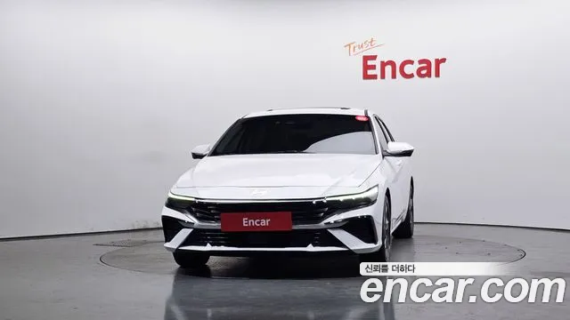 Hyundai AVANTE Новый Avante (CN7) — Фото автомобиля 3