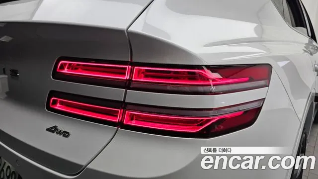 Genesis GV80 — Фото автомобиля 8