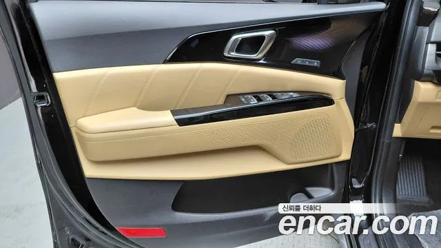 Kia Canival Carnival 4 поколение Бензин 9 мест Signature — Фото автомобиля 24