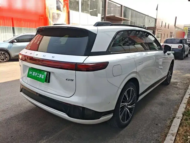 Xpeng G9 — Фото автомобиля 6