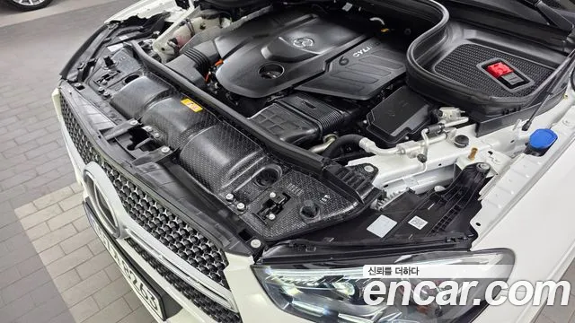 Mercedes-Benz GLE-Class — Фото автомобиля 6