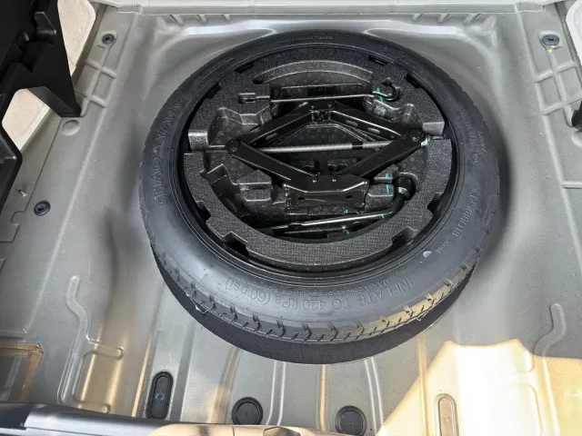 Geely Xingyue L — Фото автомобиля 19