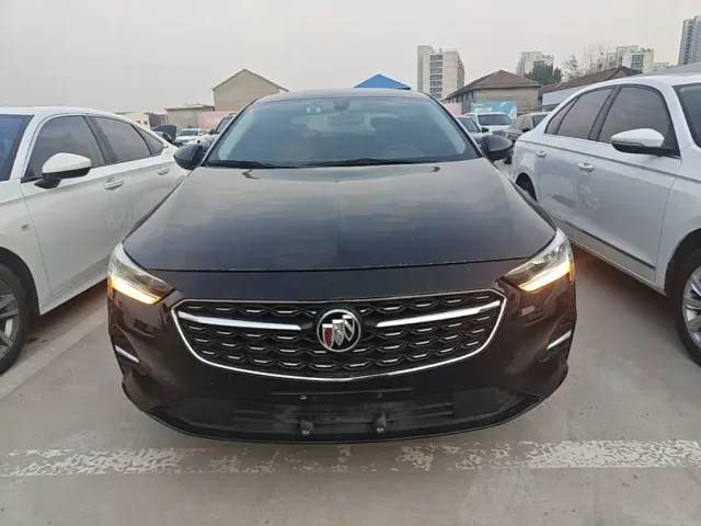 Buick Regal — Фото автомобиля 2