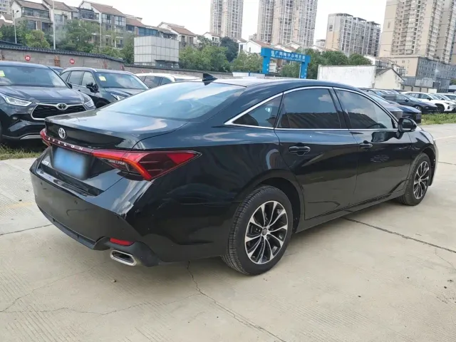 Toyota Avalon 2022 2.0L Progressive Edition — Фото автомобиля 9