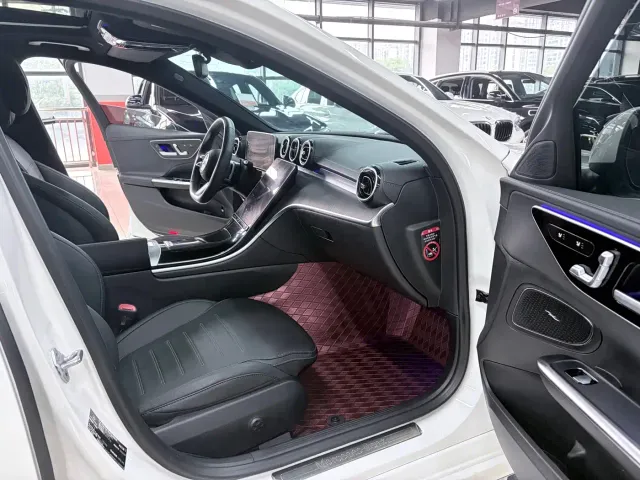 Mercedes-Benz C-Class — Фото автомобиля 5