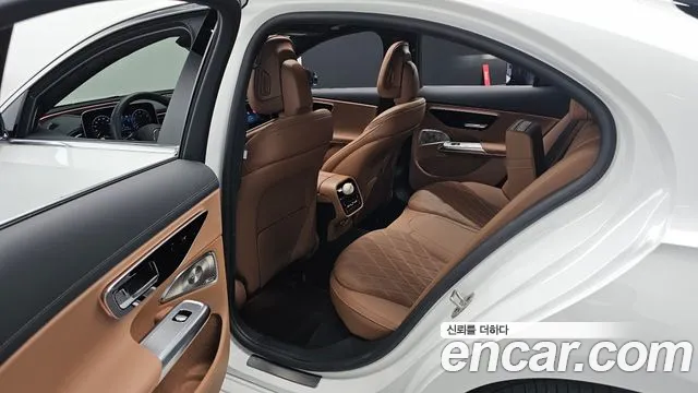 Mercedes-Benz E-Class W214 — Фото автомобиля 19