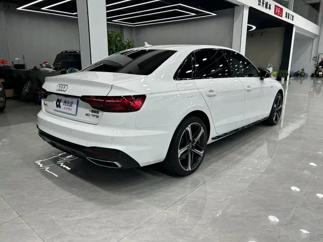 Audi A4L — Фото автомобиля 6
