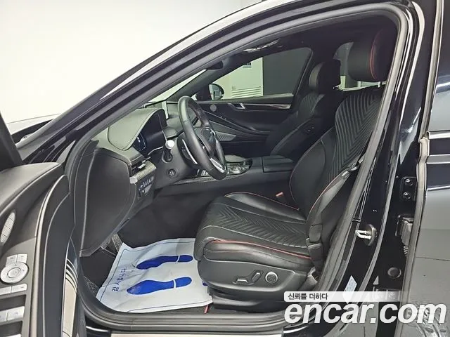 Genesis G80 Бензин 2.5 турбо AWD — Фото автомобиля 11