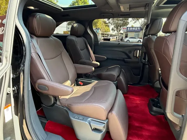 Toyota Granvia — Фото автомобиля 17