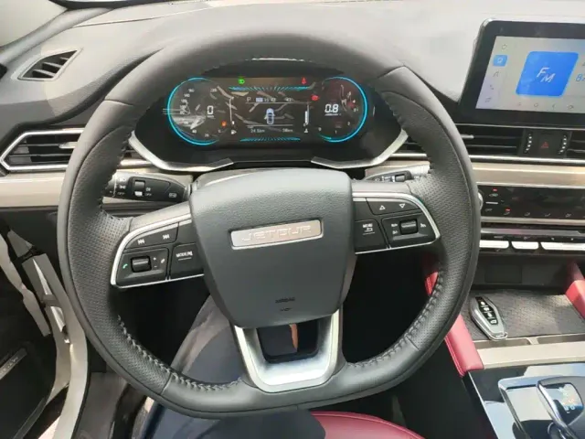 Jetour X70 — Фото автомобиля 10
