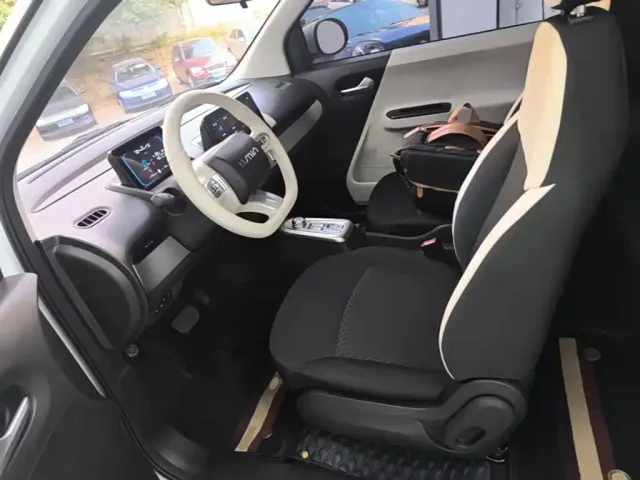 Changan Lumin — Фото автомобиля 14