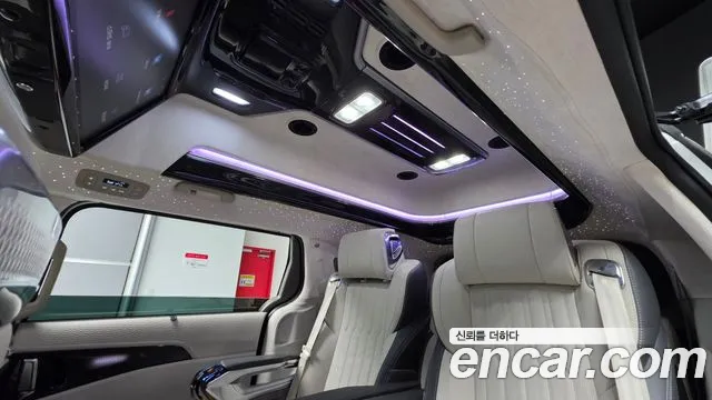 Kia Carnival Generation 4 — Фото автомобиля 20