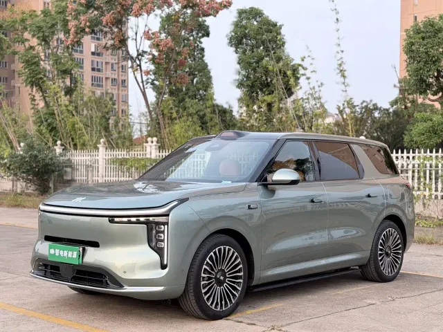 Фотография автомобиля — IM Motors LS8