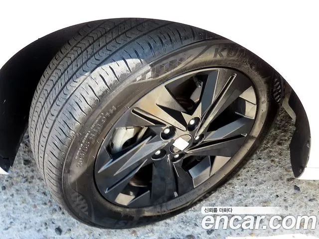 Hyundai Avante CN7 — Фото автомобиля 20