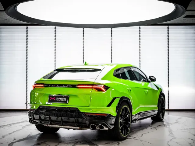 Lamborghini Urus — Фото автомобиля 5