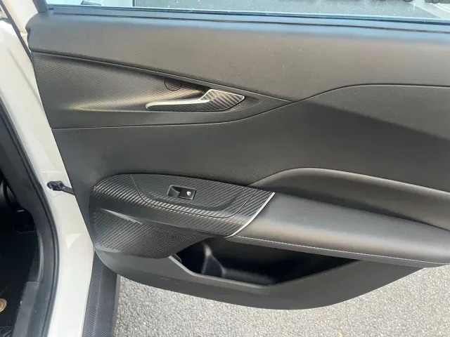 Changan Lamore — Фото автомобиля 15
