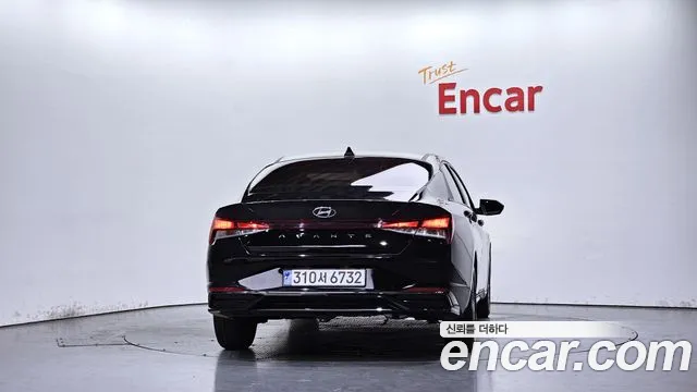 Hyundai AVANTE Avante (CN7) — Фото автомобиля 4