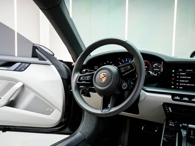 Porsche 911 — Фото автомобиля 17