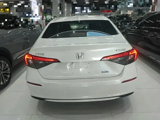 Honda Civic — Фото автомобиля 5