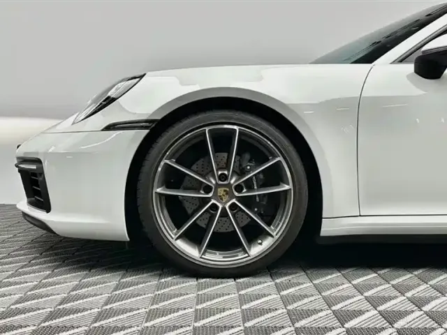 Porsche 911 — Фото автомобиля 7