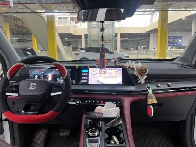Changan CS75 Plus — Фото автомобиля 9