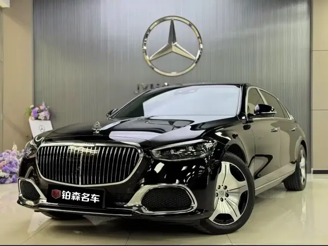 Фотография автомобиля — Mercedes-Benz Maybach S-Class