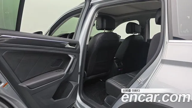 Volkswagen Tiguan Tiguan 2 поколение 2.0 TDI Prestige — Фото автомобиля 13