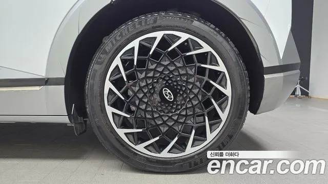 Hyundai Ioniq 5 — Фото автомобиля 6