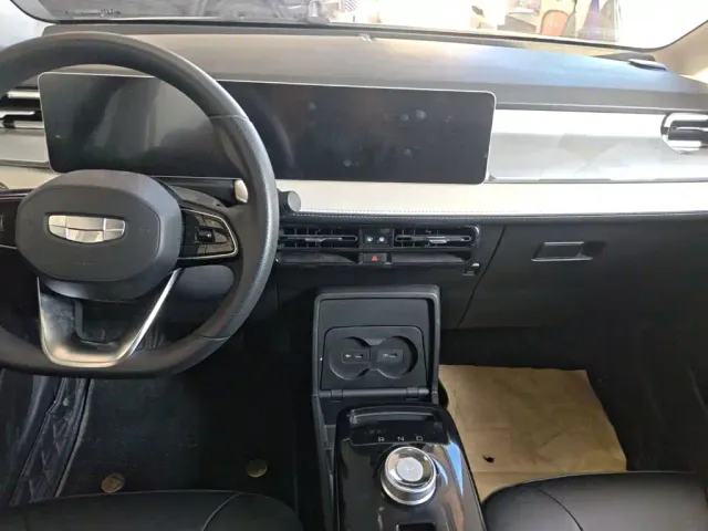 Geely Geometry E Firefly — Фото автомобиля 12