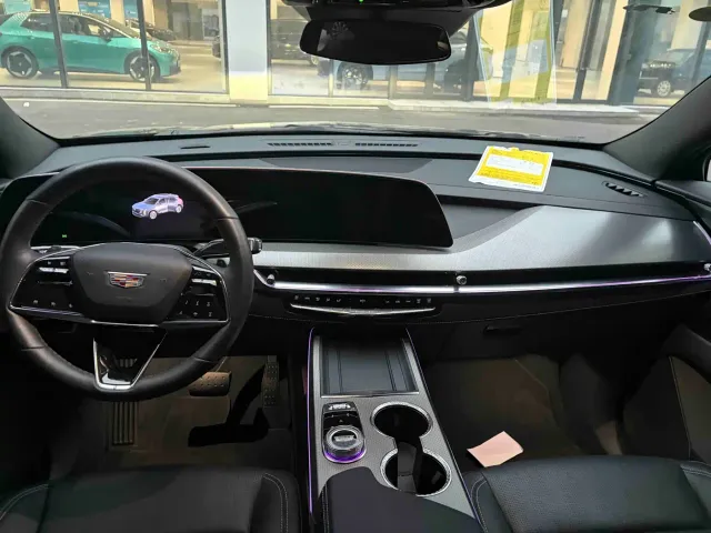 Cadillac XT5 — Фото автомобиля 4