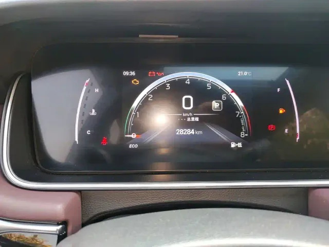 GAC Trumpchi M6 — Фото автомобиля 11