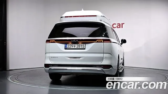 Kia Carnival 4th Gen — Фото автомобиля 4