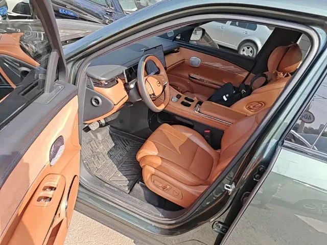 GAC Trumpchi Xiangwang S7 — Фото автомобиля 15