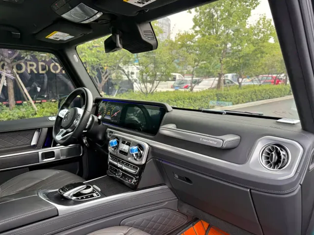 Mercedes-Benz G-Class — Фото автомобиля 6