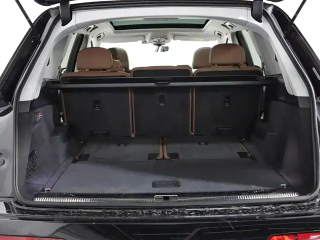 Audi Q7 — Фото автомобиля 25