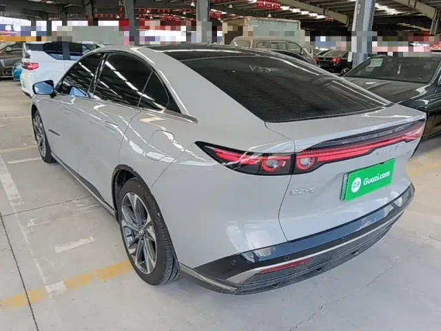 Mazda EZ-6 — Фото автомобиля 4