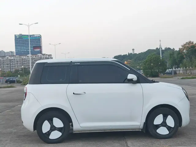 Changan Lumin — Фото автомобиля 16