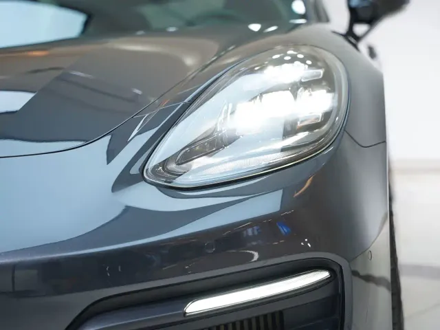 Porsche Panamera — Фото автомобиля 9