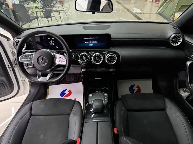 Mercedes-Benz A-Class — Фото автомобиля 7
