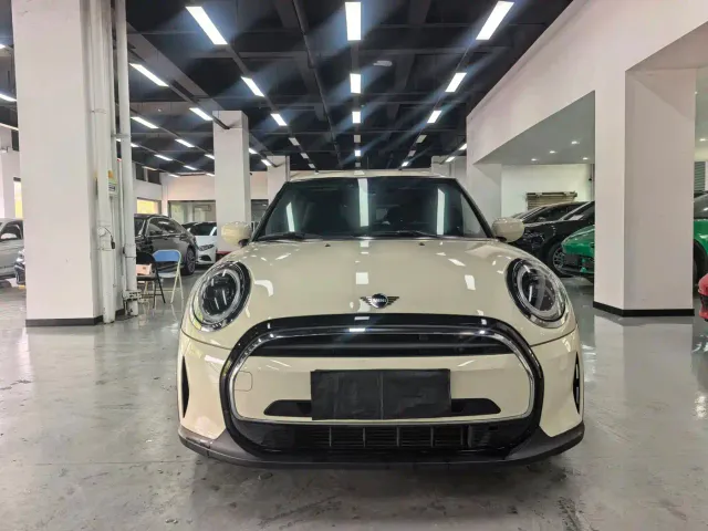 MINI Hatch — Фото автомобиля 8