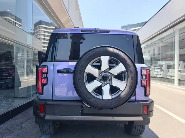 BAIC BJ40 — Фото автомобиля 5