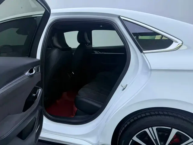 Geely Xingrui — Фото автомобиля 15