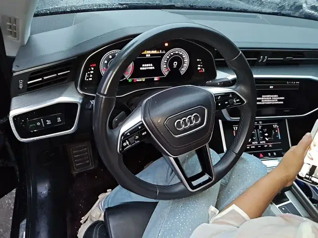 Audi A6L — Фото автомобиля 2