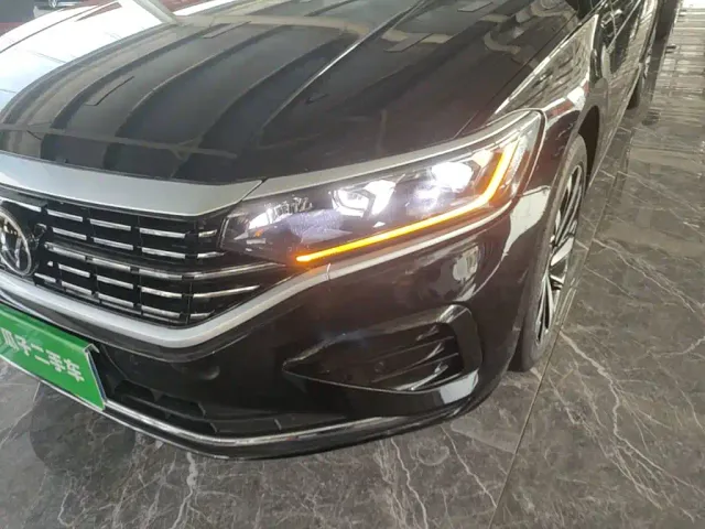 Volkswagen Passat — Фото автомобиля 23