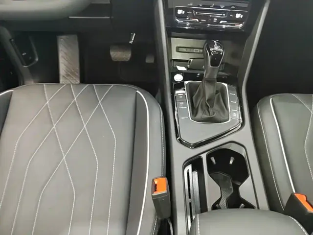 Volkswagen Tiguan L — Фото автомобиля 13